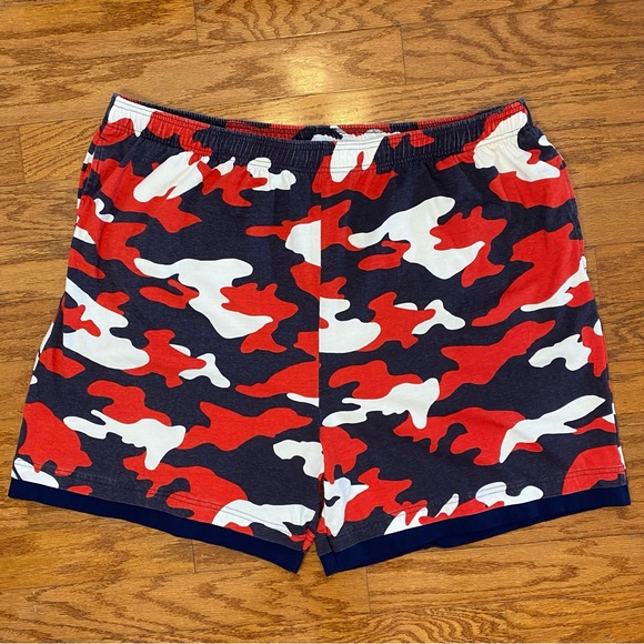 King Size Other - GUC Men’s 3XL BIG King Size Red/White/Blue Camo Pull-on Elastic Waistband Shorts